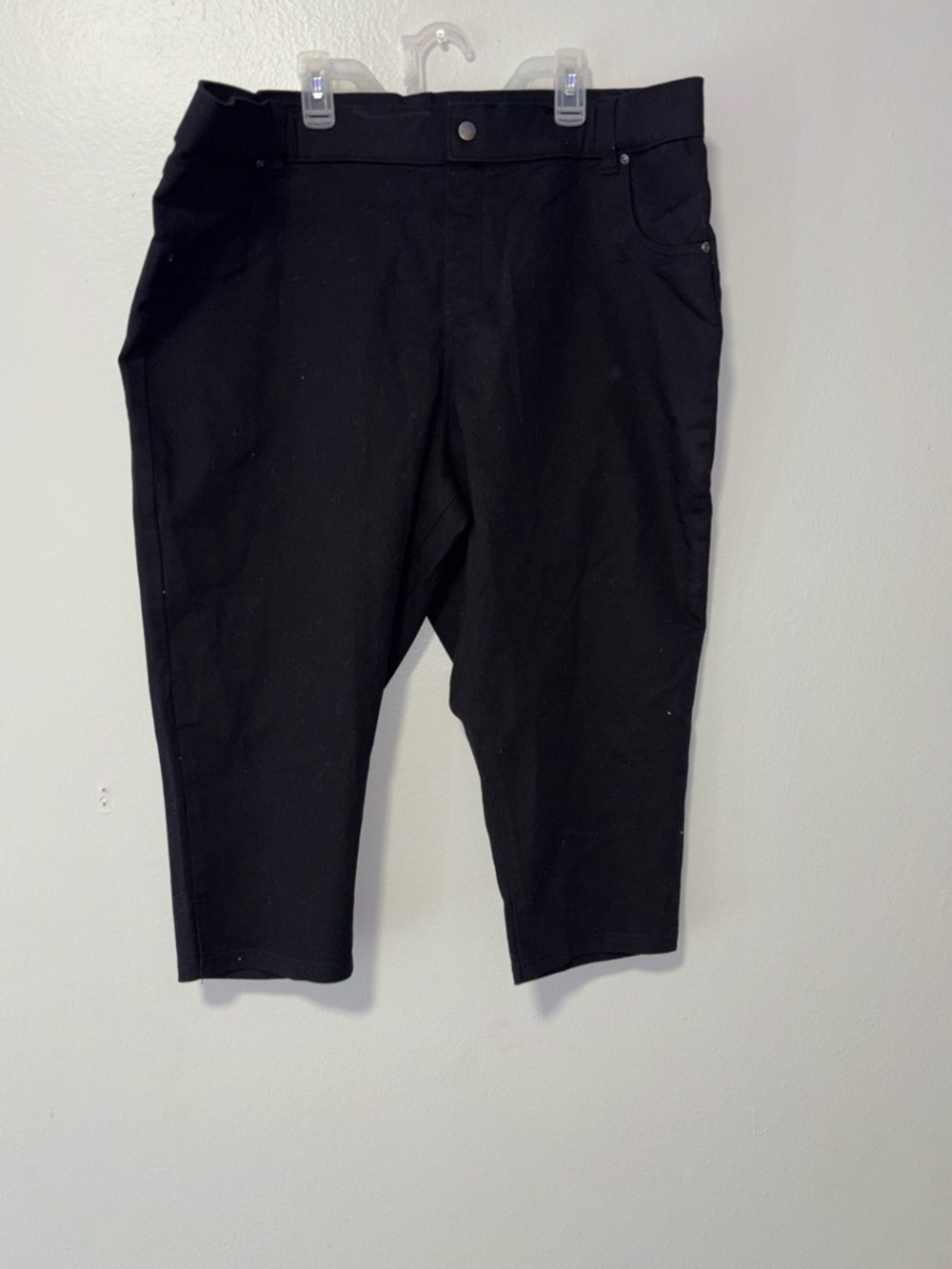 HUE Black High-Waist Ponte Pants